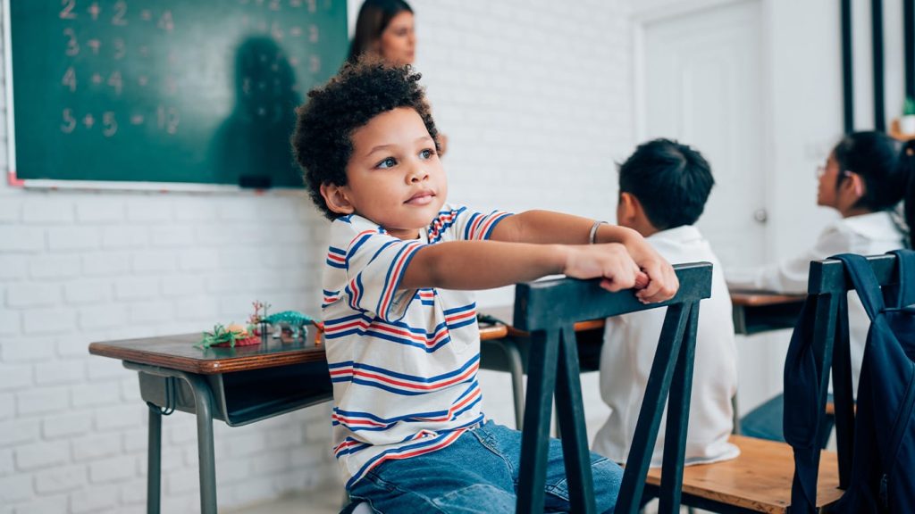 Pse ADHD-ja tek fëmijët ndihet si përmbytje emocionale, jo vetëm zemërim?