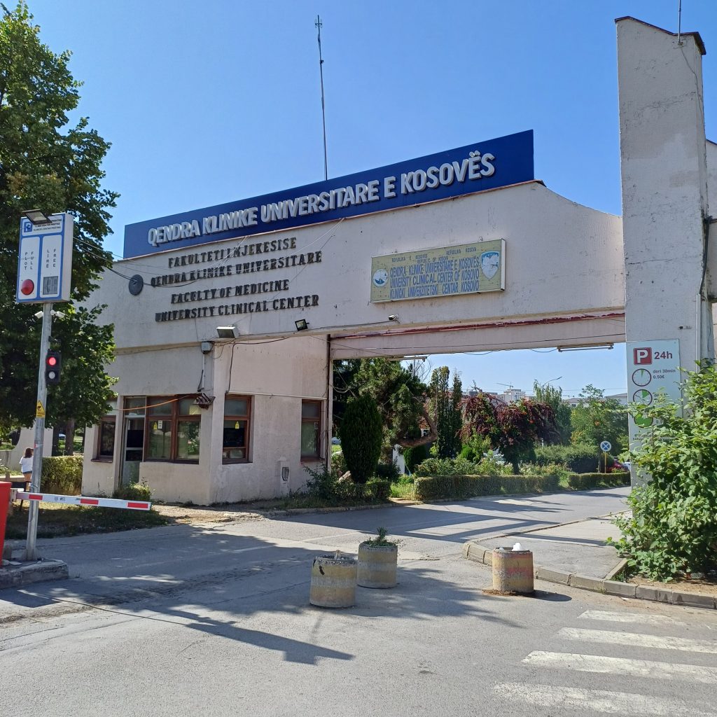 Pacientët presin deri në tri vjet për trajtim të venave varikoze në QKUK, mungojnë anesteziologët